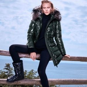 MONCLER Down Coat In Forest-green sz 0